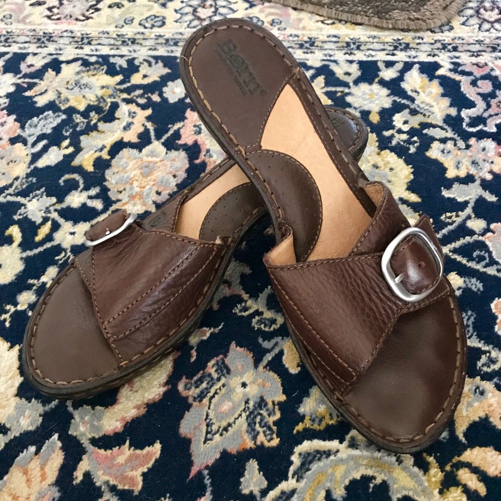 Born sandals!